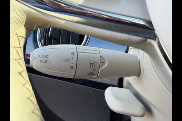 Fiat 500 1.2 Lounge | Panoramadak | Navigatie | Parkeersensoren | DAB | Lichtmetalen Velgen |