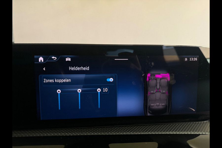 Mercedes-Benz CLA-Klasse 250 e AMG Pano|Memory|Sfeer|Keyless