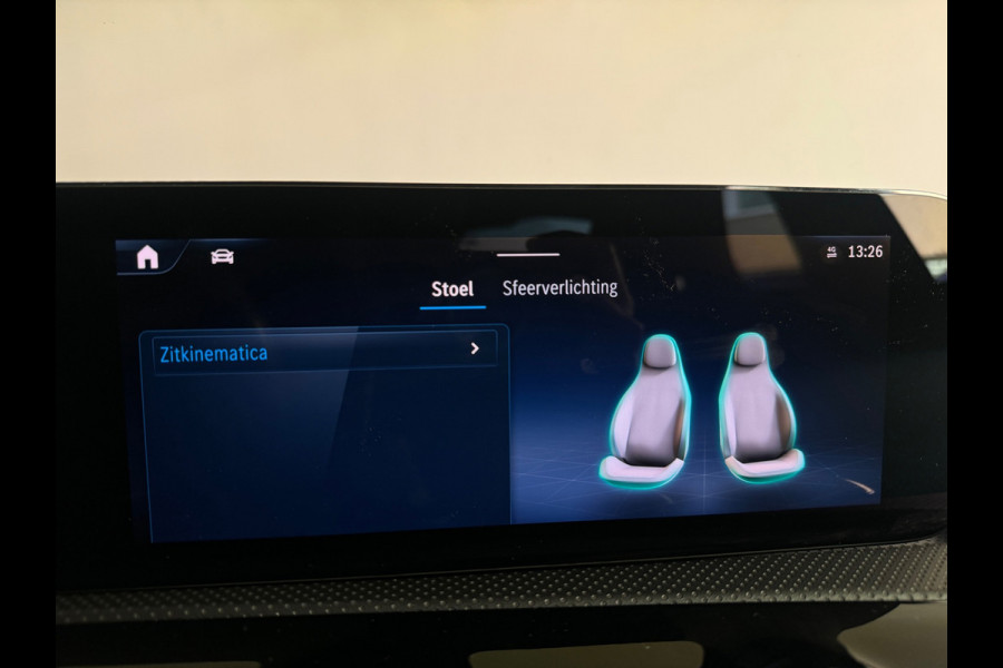 Mercedes-Benz CLA-Klasse 250 e AMG Pano|Memory|Sfeer|Keyless