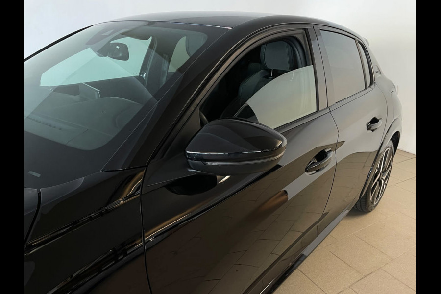 Peugeot 208 1.2 Hybrid 145 e-DCS6 GT AUTOMAAT AIRCO NAVI CRUISE CAMERA BLUETOOTH CENT VERG VELGEN PRIVACYGLAS NETTE AUTO