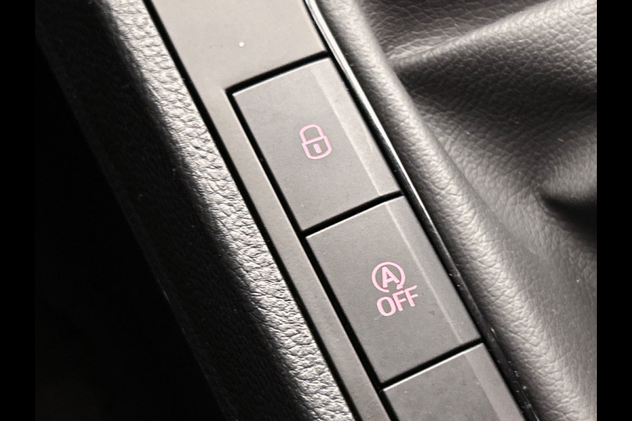 Seat Ibiza 1.0 TSI Style Business Intense | Trekhaak | Carplay | Cruise/Control | Climate/Control | Stoelverwarming |