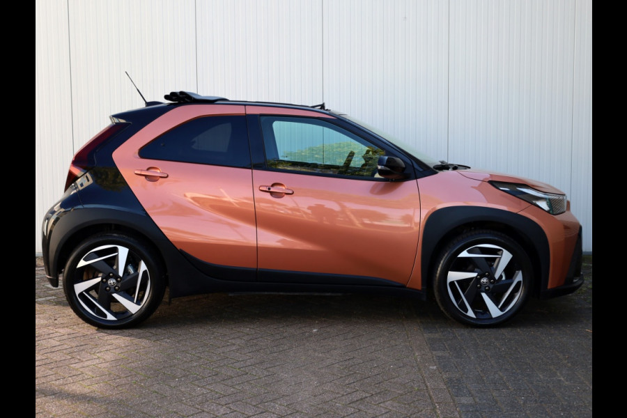 Toyota Aygo X Hybrid 115 envy | Lounge Pack | Vouwdak | JBL
