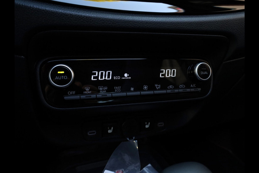 Toyota Aygo X Hybrid 115 envy | Lounge Pack | Vouwdak | JBL