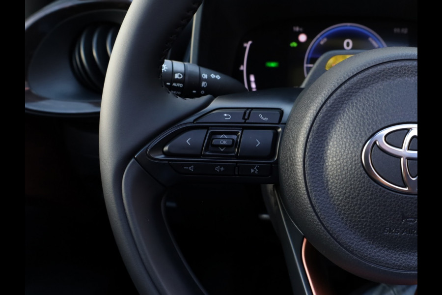 Toyota Aygo X Hybrid 115 envy | Lounge Pack | Vouwdak | JBL