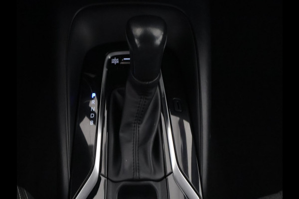 Toyota Corolla Touring Sports Hybrid 140 Business Luxury | Stoelverwarming | Apple Carplay & AndoidAUTO | Camera | Privacy Glass |
