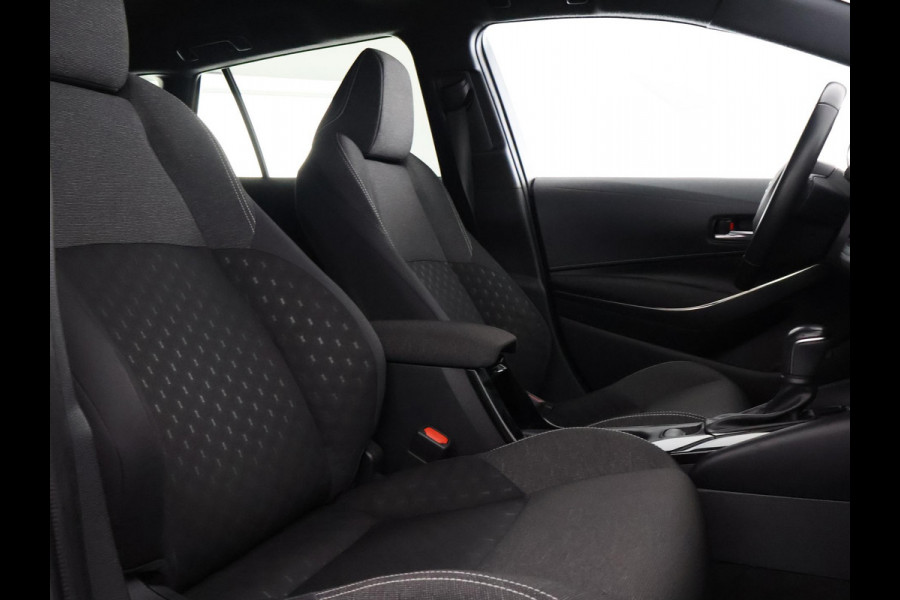 Toyota Corolla Touring Sports Hybrid 140 Business Luxury | Stoelverwarming | Apple Carplay & AndoidAUTO | Camera | Privacy Glass |