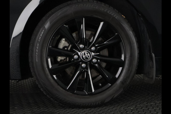 Toyota Corolla Touring Sports Hybrid 140 Business Luxury | Stoelverwarming | Apple Carplay & AndoidAUTO | Camera | Privacy Glass |