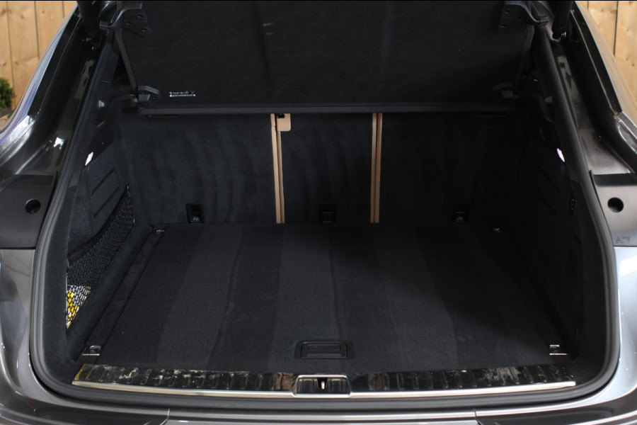 Porsche Cayenne Coupé 3.0 E-Hybrid *Pano*Sport Design*Sportuitlaat*Soft-Close*Sportstoelen*