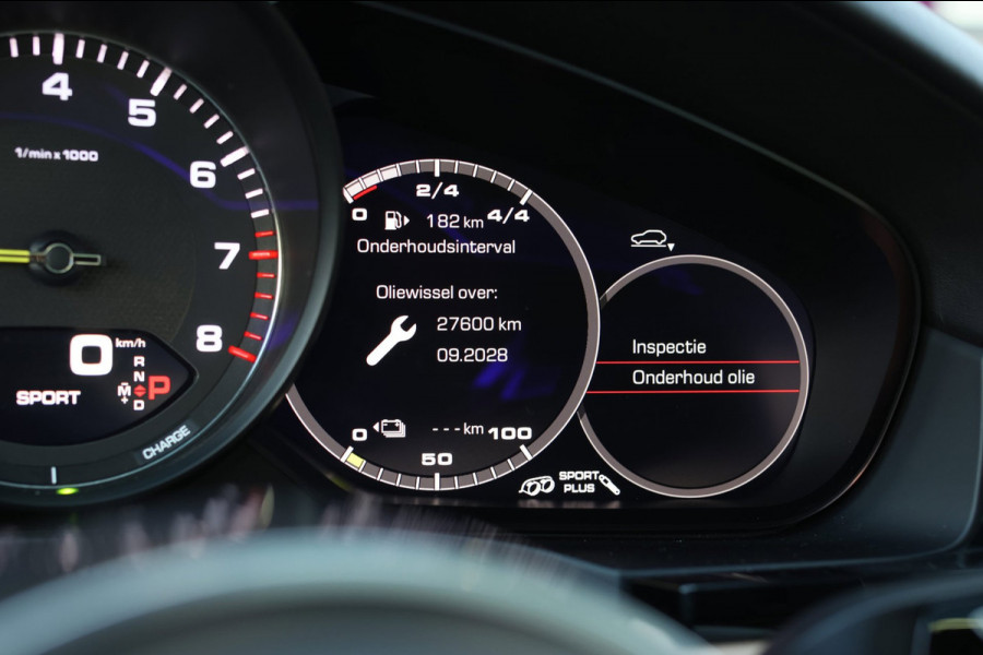 Porsche Cayenne Coupé 3.0 E-Hybrid *Pano*Sport Design*Sportuitlaat*Soft-Close*Sportstoelen*