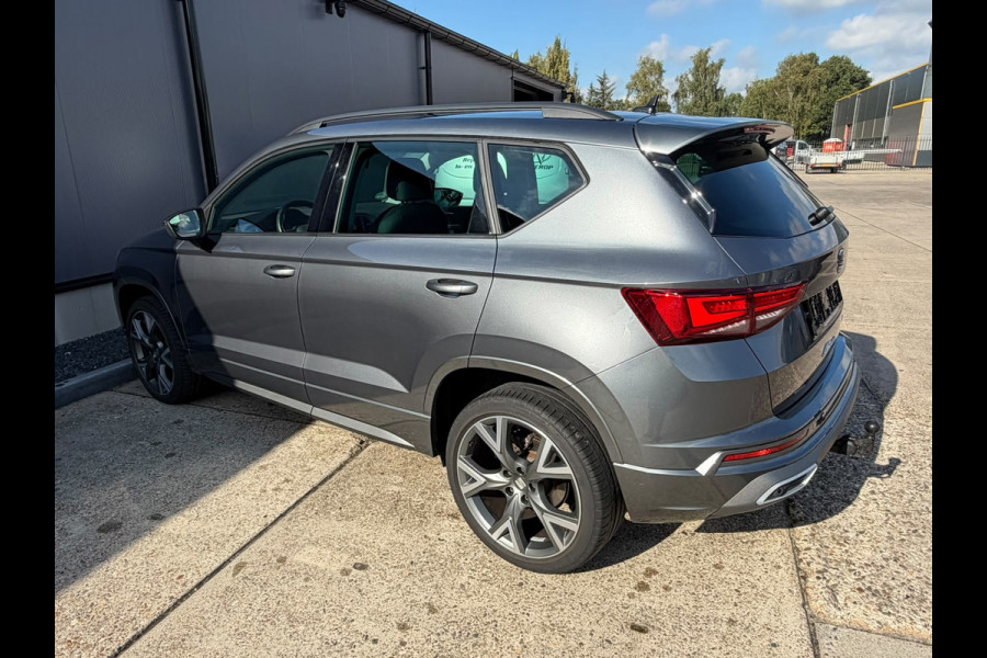 Seat Ateca 1.5 TSI FR 150 pk DSG Bus. Int / volle uitvoering o.a. Trekhaak, carplay, navi, DAB+