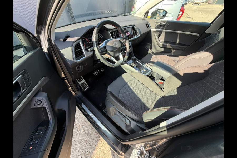 Seat Ateca 1.5 TSI FR 150 pk DSG Bus. Int / volle uitvoering o.a. Trekhaak, carplay, navi, DAB+