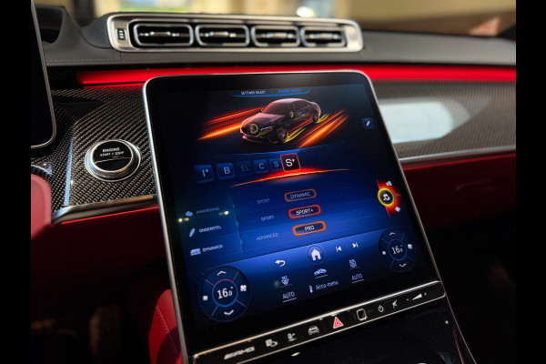 Mercedes-Benz S-Klasse AMG 63 S E Performance|Pano|HUD|Keyless|360|4D Burmester|Massage|Matrix|Chauffeurspakket|Carbon