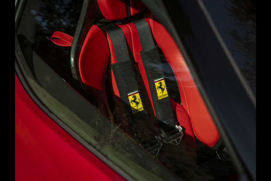 Ferrari 296 GTB 3.0 V6 Assetto Fiorano | Carbon velgen