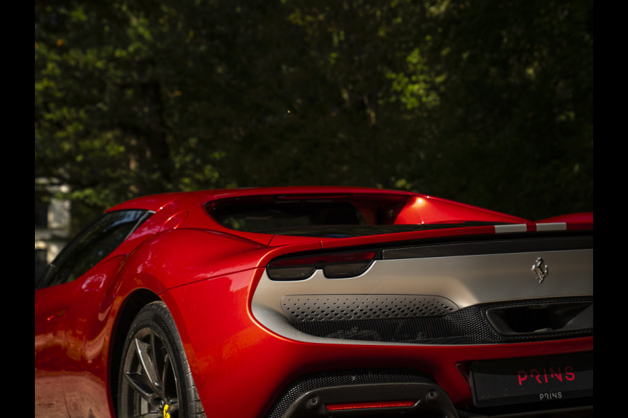 Ferrari 296 GTB 3.0 V6 Assetto Fiorano | Carbon velgen