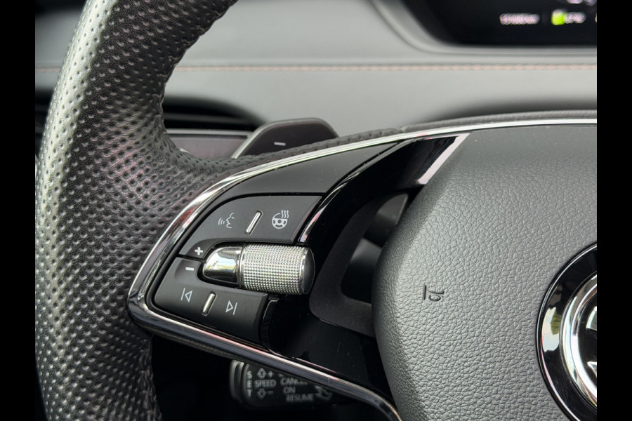 Škoda ENYAQ iV BWJ 2021 | 60 SPORTLINE | SOH 91,55% | TREKHAAK | PANO DAK | LEER | STOEL&STUUR VERW | CAMERA A | CARPLAY |