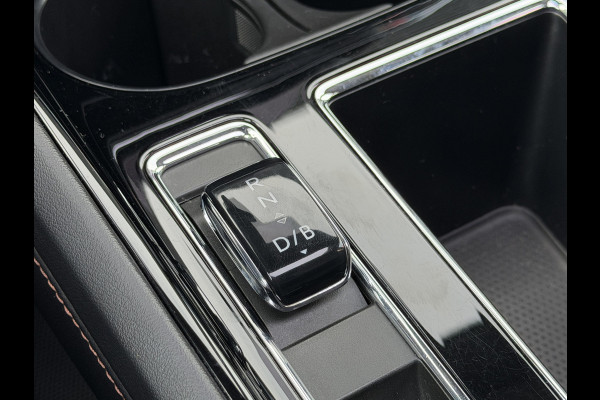 Škoda ENYAQ iV BWJ 2021 | 60 SPORTLINE | SOH 91,55% | TREKHAAK | PANO DAK | LEER | STOEL&STUUR VERW | CAMERA A | CARPLAY |