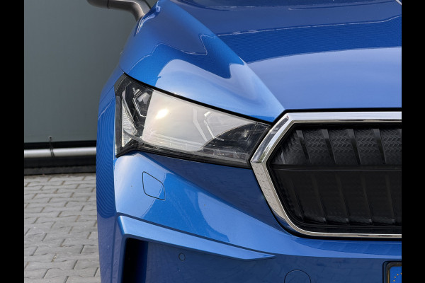 Škoda ENYAQ iV BWJ 2021 | 60 SPORTLINE | SOH 91,55% | TREKHAAK | PANO DAK | LEER | STOEL&STUUR VERW | CAMERA A | CARPLAY |