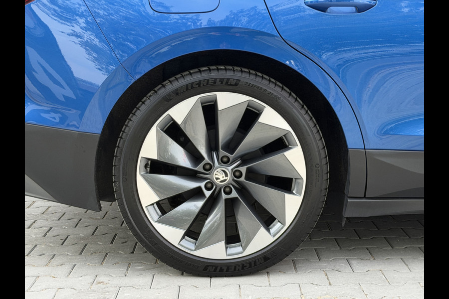 Škoda ENYAQ iV BWJ 2021 | 60 SPORTLINE | SOH 91,55% | TREKHAAK | PANO DAK | LEER | STOEL&STUUR VERW | CAMERA A | CARPLAY |