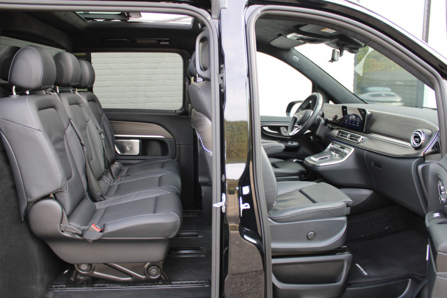 Mercedes-Benz V-Klasse 300d / AMG / Exclusive / DC / 4-matic / Luchtvering / Pano / Elec Stoelen / Burmester / Vol Opties / NIEUWSTAAT.