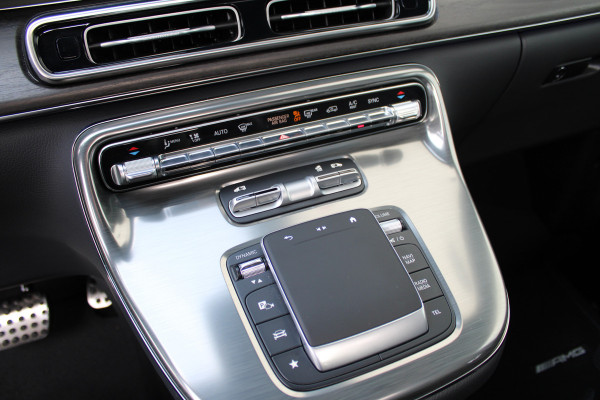 Mercedes-Benz V-Klasse 300d / AMG / Exclusive / DC / 4-matic / Luchtvering / Pano / Elec Stoelen / Burmester / Vol Opties / NIEUWSTAAT.