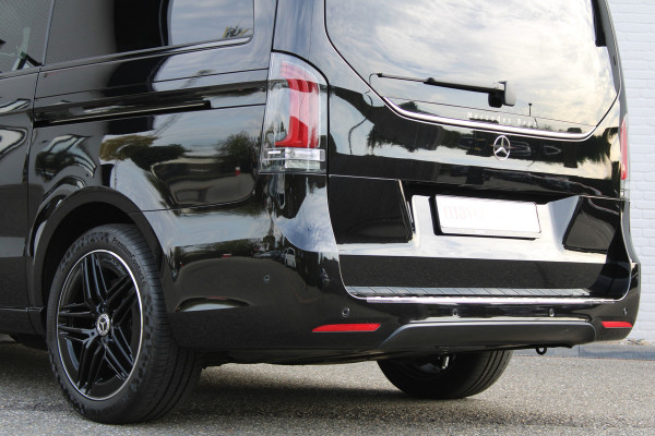 Mercedes-Benz V-Klasse 300d / AMG / Exclusive / DC / 4-matic / Luchtvering / Pano / Elec Stoelen / Burmester / Vol Opties / NIEUWSTAAT.