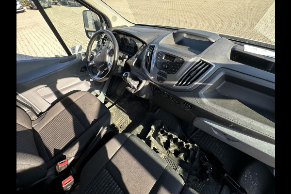 Ford Transit Bakwagen met laadklep TURBO DEFECT