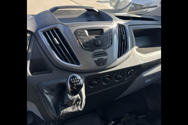 Ford Transit Bakwagen met laadklep TURBO DEFECT