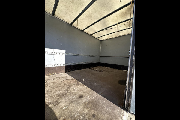 Ford Transit Bakwagen met laadklep TURBO DEFECT