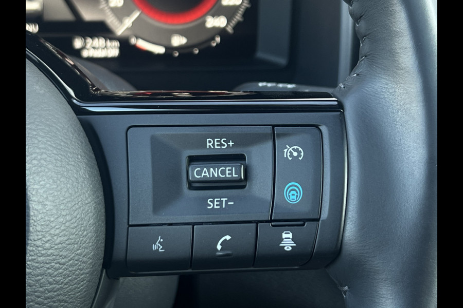 Nissan QASHQAI 1.5 e-Power Black Edition | Trekhaak | Dodehoek | Winter Pakket | 360 Camera