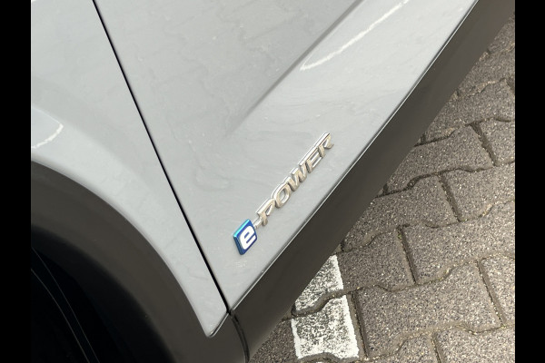 Nissan QASHQAI 1.5 e-Power Black Edition | Trekhaak | Dodehoek | Winter Pakket | 360 Camera