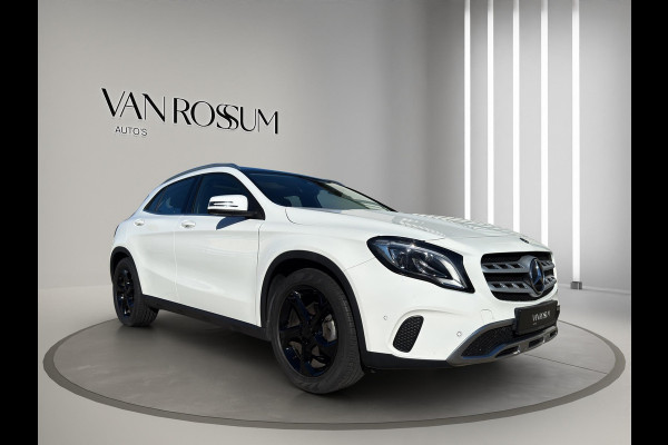 Mercedes-Benz GLA 180 Premium | Pano | Leder sportstoelen | Camera | 18" | Cruise |
