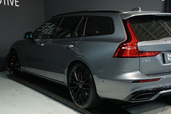 Volvo V60 2.0 T8 AWD Polestar Engineered / PANODAK / B&W / 1e Eigenaar / UNIEK!