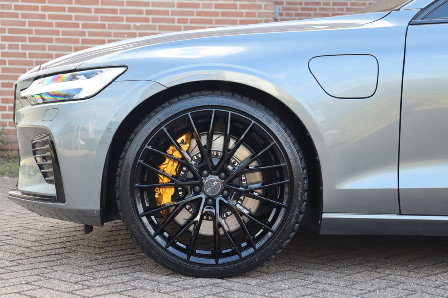 Volvo V60 2.0 T8 AWD Polestar Engineered / PANODAK / B&W / 1e Eigenaar / UNIEK!