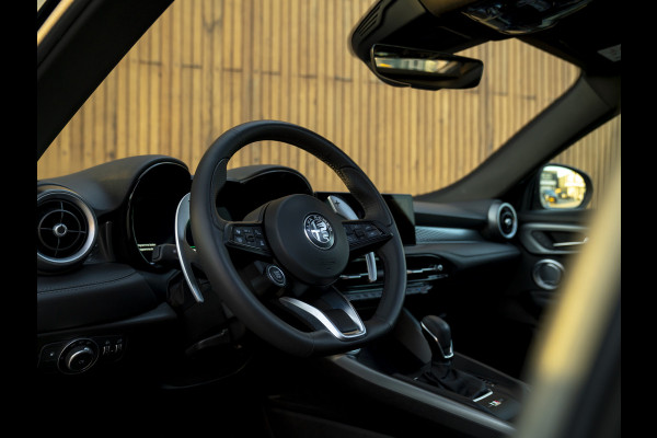 Alfa Romeo Tonale 1.3T PHEV Sprint | Full option | Pano-dak | 20 inch | Harman/Kardon