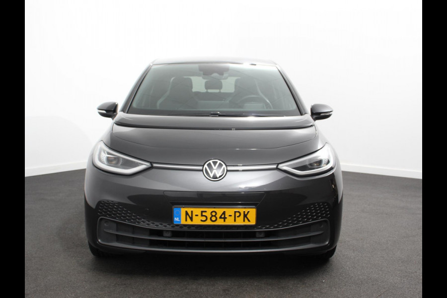 Volkswagen ID.3 Pro 58 kWh Navigatie Apple Carplay/Android Auto Camera Climate Control Adaptive Cruise Control Lichtmetalen Velgen
