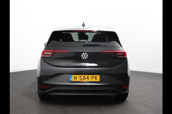 Volkswagen ID.3 Pro 58 kWh Navigatie Apple Carplay/Android Auto Camera Climate Control Adaptive Cruise Control Lichtmetalen Velgen