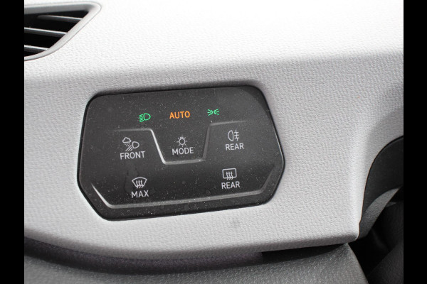 Volkswagen ID.3 Pro 58 kWh Navigatie Apple Carplay/Android Auto Camera Climate Control Adaptive Cruise Control Lichtmetalen Velgen