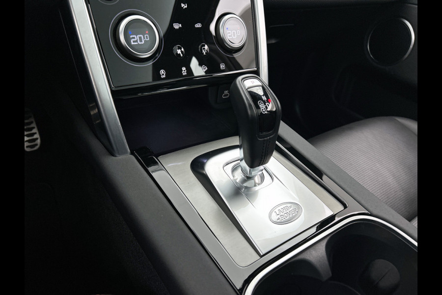 Land Rover Discovery Sport P300e Hybride R-Dynamic SE / Panoramadak /  Leder / Interactive Driver Display / Navi / Cruise-ctr. / Apk nieuw