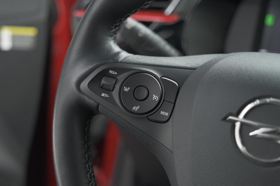 Opel Corsa Turbo 100 GS Line | Parkeersensoren | Apple Carplay | 16 Inch Lichtmetalen Velgen
