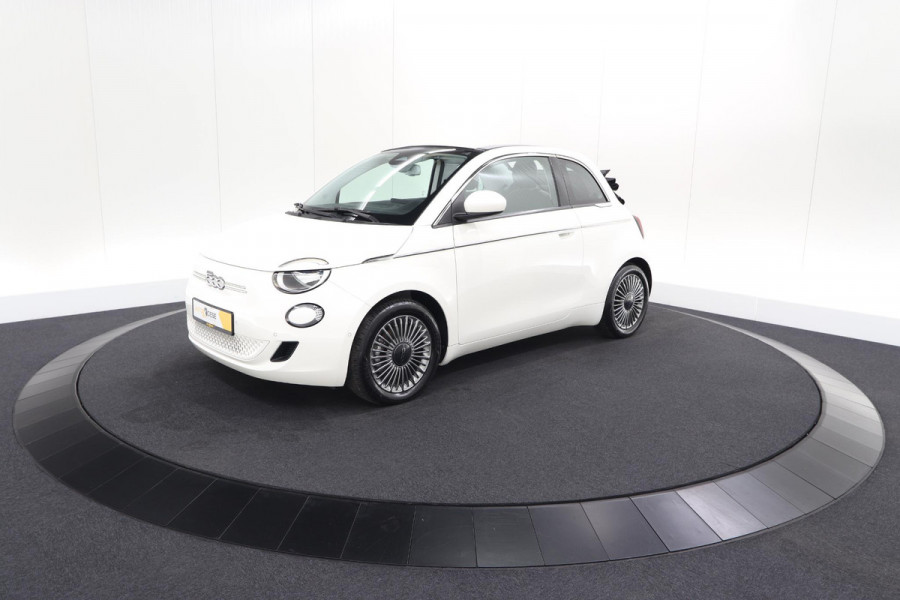 Fiat 500C Icon 42 kWh | 97,3% SOH | Convenience Pack | Camera | Dodehoekdetectie | Stoelverwarming