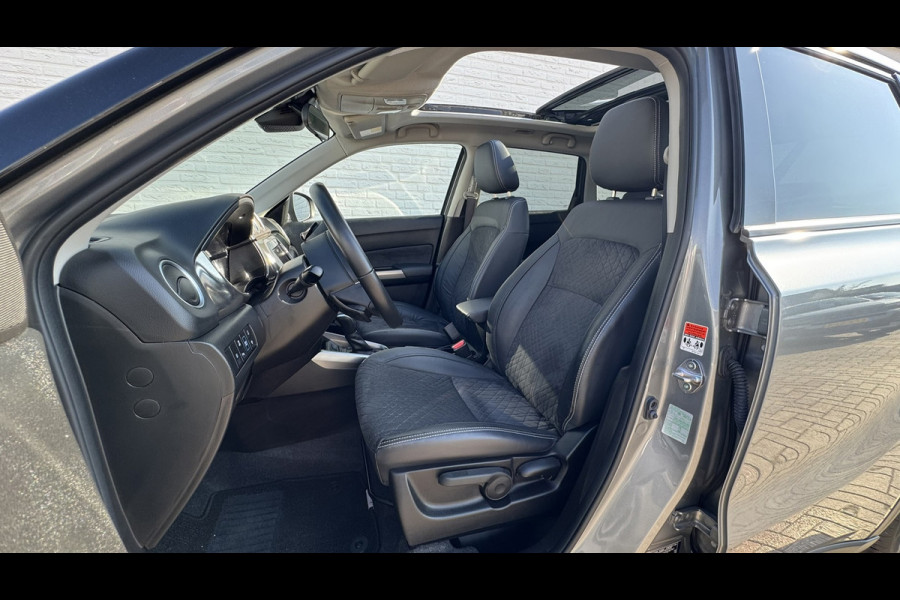 Suzuki Vitara 1.5 Hybrid Style Rhino Edition Panorama dak Led Leder Verwarmde stoelen