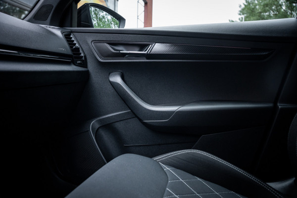 Škoda Karoq 1.5 TSI ACT Sportline Business | Autom. | Navi | PDC | Cruise | LED