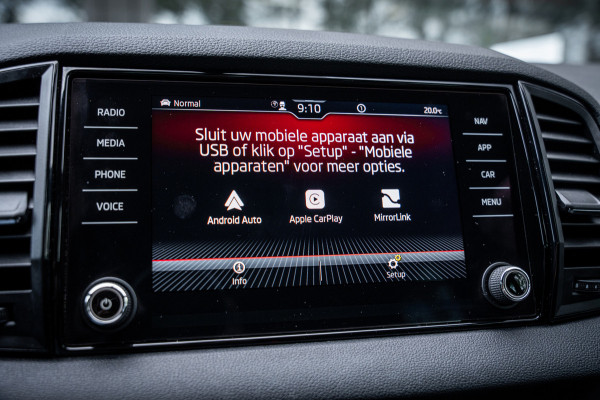 Škoda Karoq 1.5 TSI ACT Sportline Business | Autom. | Navi | PDC | Cruise | LED