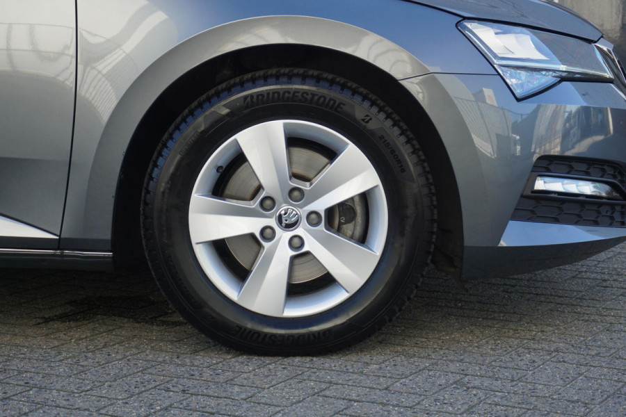 Škoda Superb Combi 1.5 TSI ACT Business Edition/All-Seasonbanden/ Virtual Cockpit