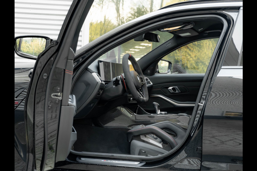 BMW 3 Serie Touring M3 CS - Carbon Brakes - Strut Brace - Stuurwiel verwarmd