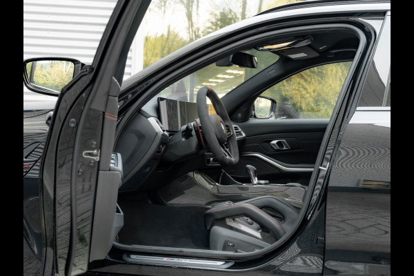 BMW 3 Serie Touring M3 CS - Carbon Brakes - Strut Brace - Stuurwiel verwarmd