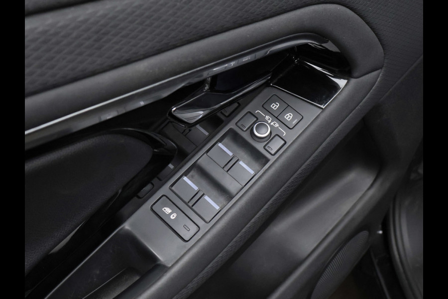 Land Rover Range Rover Evoque 1.5 P300e AWD S Sport (APPLE CARPLAY,NAVI,CAMERA,360 VIEW,LED,ELEKTRISCHE STOELEN,LEDER,LM VELGEN)