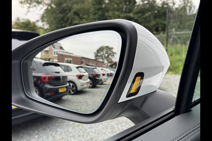 Volkswagen Tayron 1.5 TSI eHybrid 204PK DSG HYBRID ELEGANCE 360°CAMERA/TREKHAAK/IQ.LIGHT/KEYLESS FABRIEKSGARANTIE