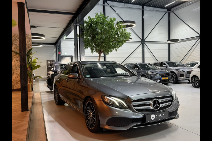 Mercedes-Benz E-Klasse 200 AMG 19"|Automaat|Garantie||Dealerond|Camera|LED|Ambient|Leder|Rijklaar