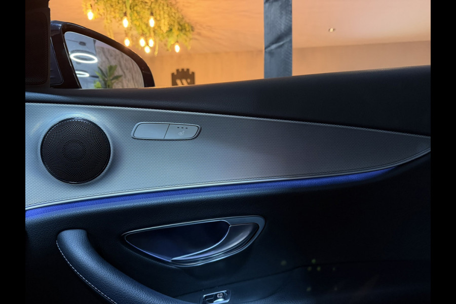 Mercedes-Benz E-Klasse 200 AMG 19"|Automaat|Garantie||Dealerond|Camera|LED|Ambient|Leder|Rijklaar